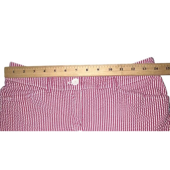 Jones New York Sport Mid-Rise Textured Stretch Pink & White Shorts Women's 4 - Picture 3 of 8